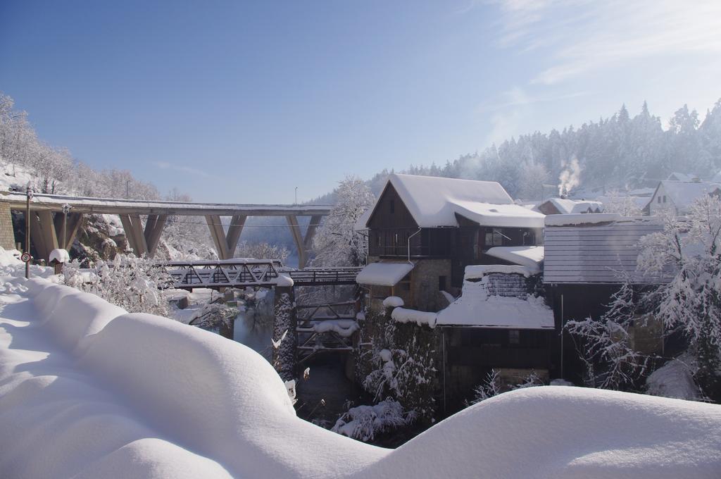 Apartment Tomy Slunj Buitenkant foto