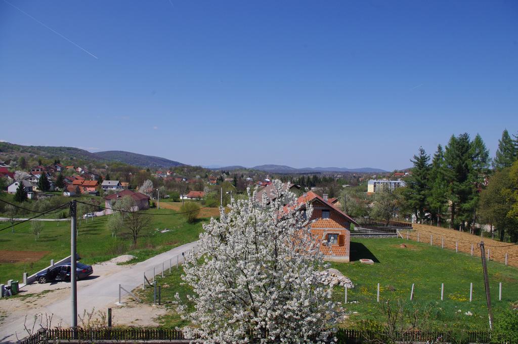 Apartment Tomy Slunj Buitenkant foto